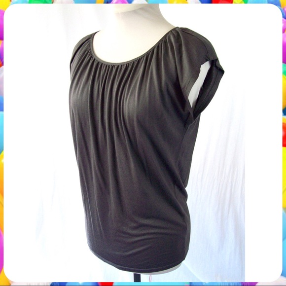 GAP Dark Gray Cap Sleeve Keyhole Back Knit Top Super Soft Draped Blouse Size XS - Picture 3 of 9